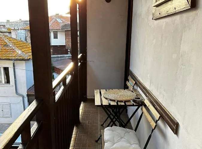 Guest Melsambria בית הארחה נסבר