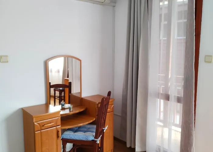 Guest Melsambria 4* נסבר