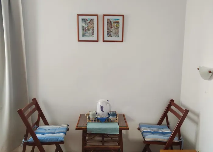 Guest Melsambria נסבר